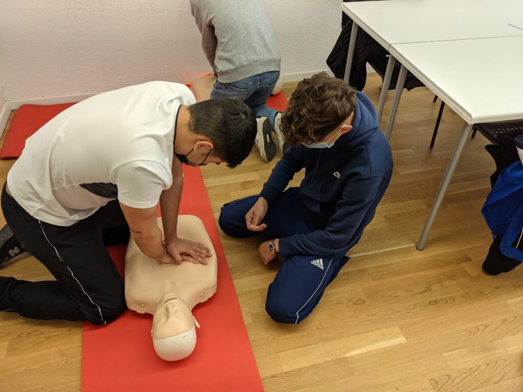 HLTAID009 Provide Cardiopulmonary Resuscitation (CPR)